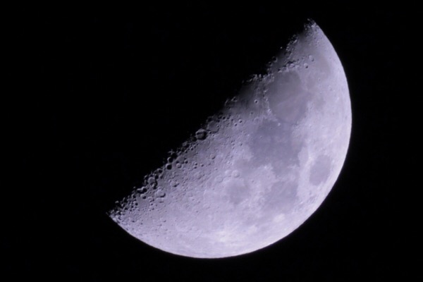 【月面にＸの文字が浮かびあがる】不思議な現象 月面Ｘ写真レポ！